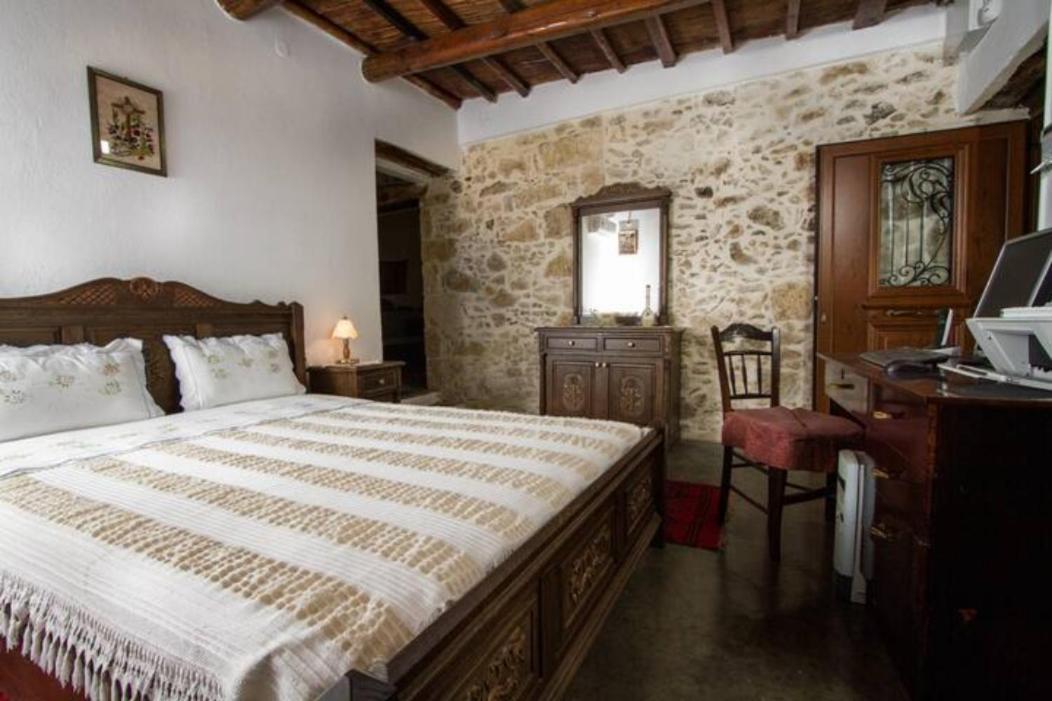 Apartment Sofiana's Garden Retreat With Private Pool *