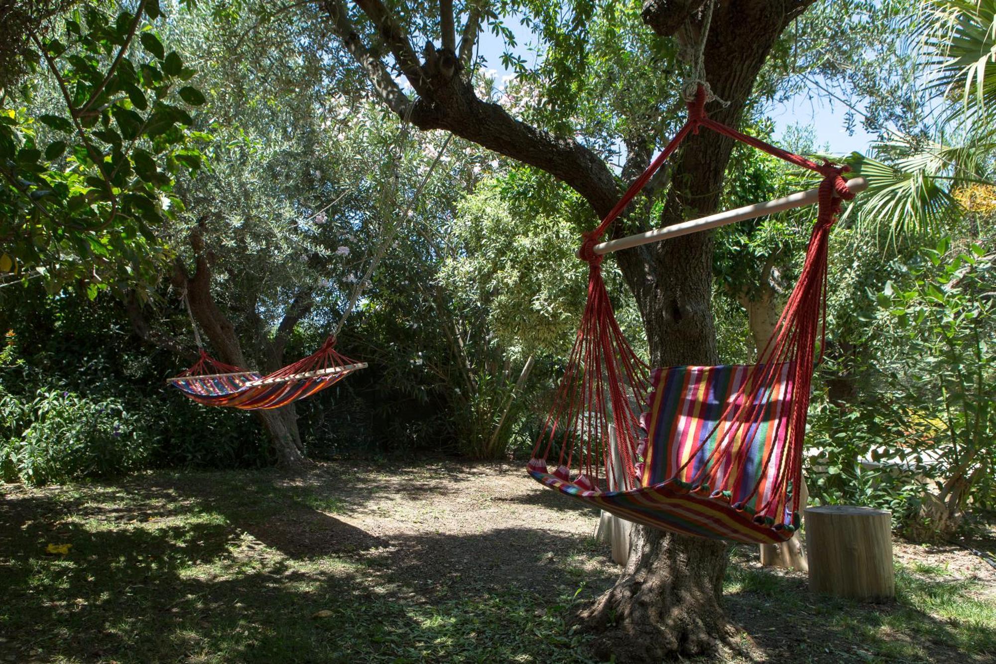 Sofiana's Garden Retreat With Private Pool Apartment